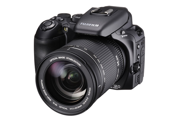 Fujifilm FinePix S200EXR Digital Camera